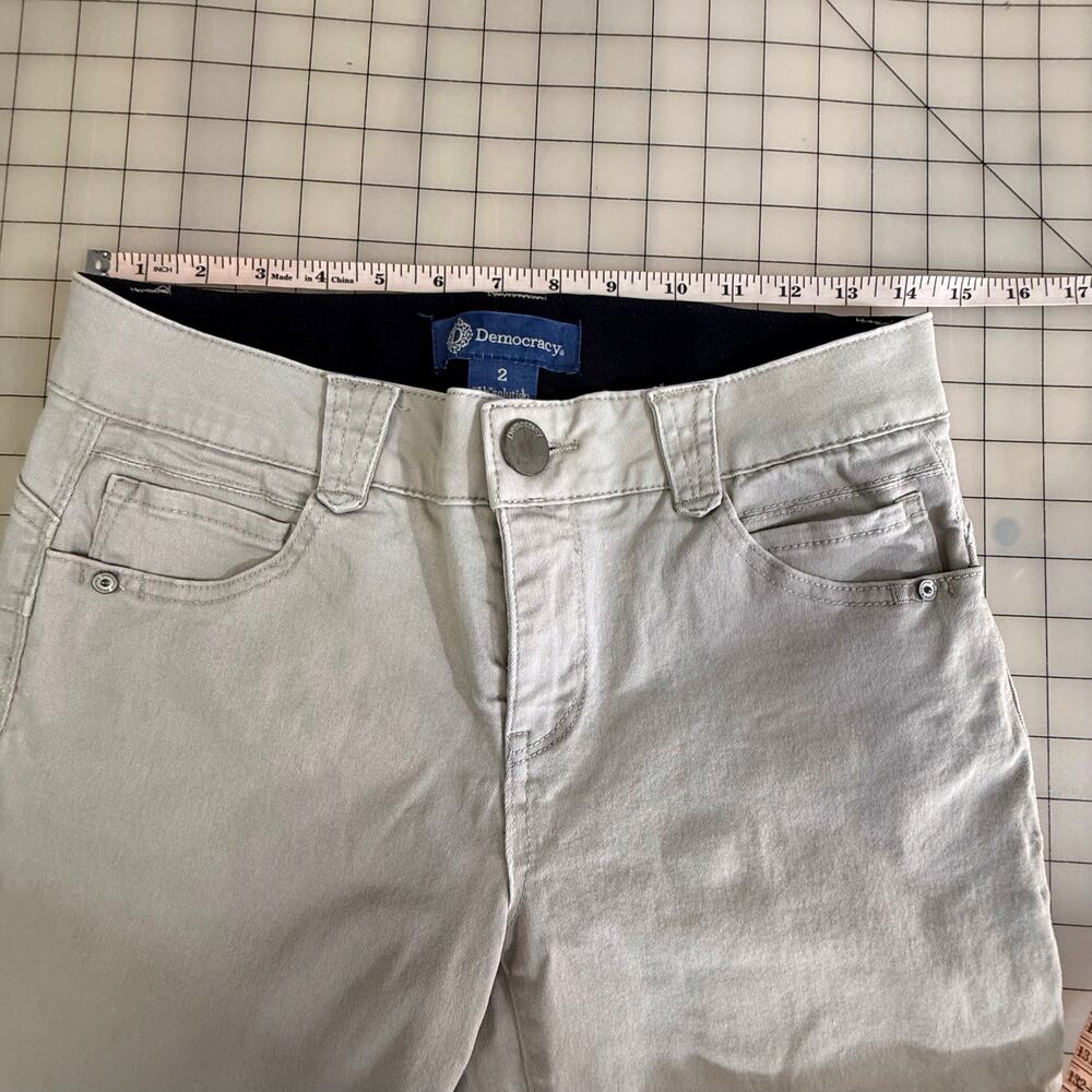 Democracy Ab Solution Khaki Tan Bermuda Shorts Jeans fit roll cuffs - Picture 7 of 16